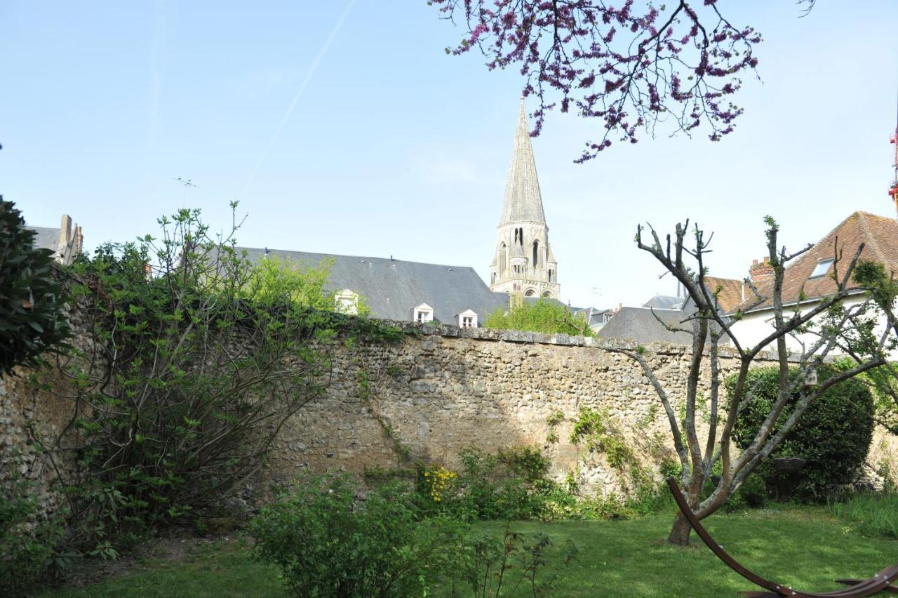 Vendome Au Bord Du Loir Bed & Breakfast ภายนอก รูปภาพ